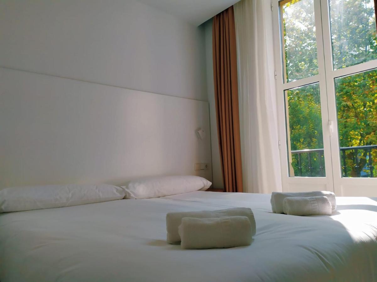 Pension Sarriegi Сан-Себастьян Экстерьер фото